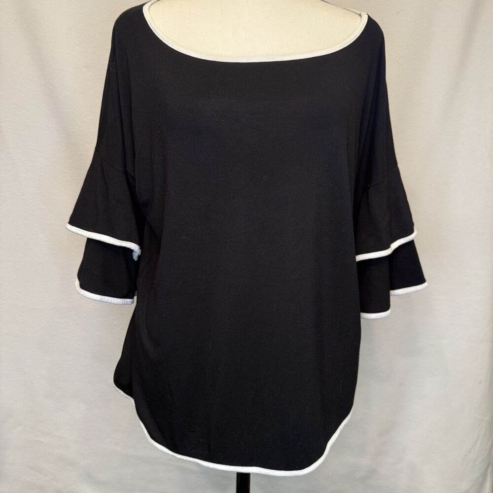 Womens Cable & Gauge L Black‎ Top with White Trim Measurements In Pics